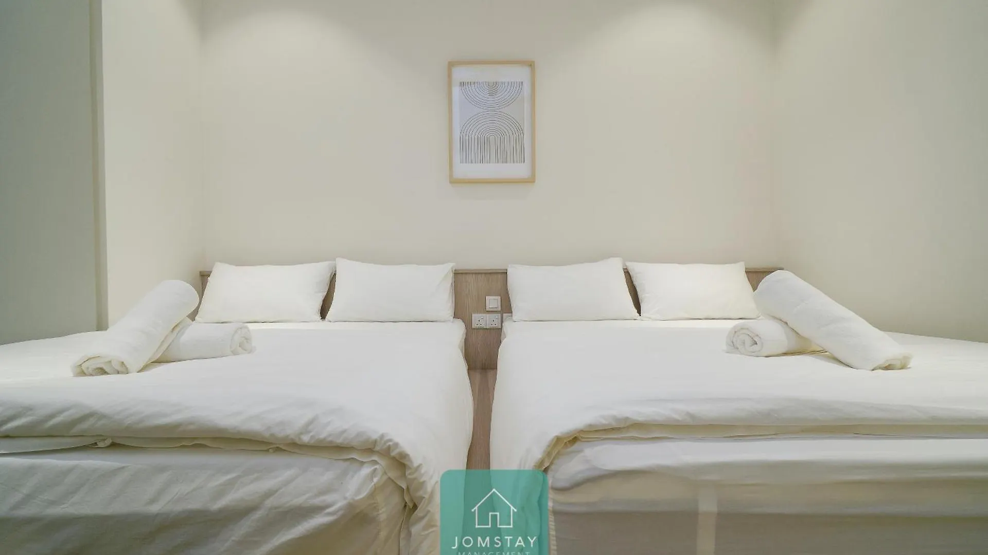Jomstay Octagon Ipoh Suites 0*,