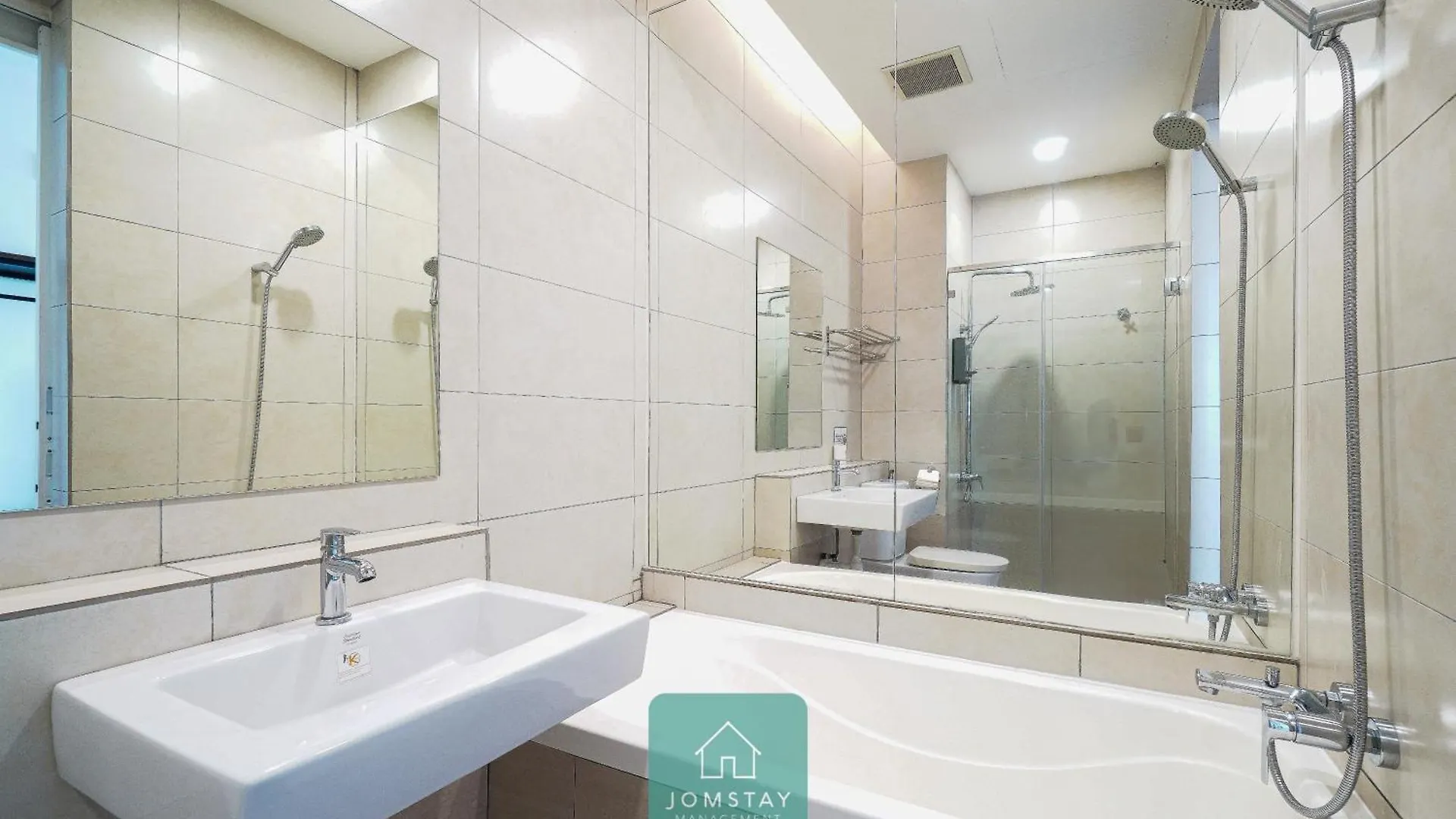 Jomstay Octagon Ipoh Suites